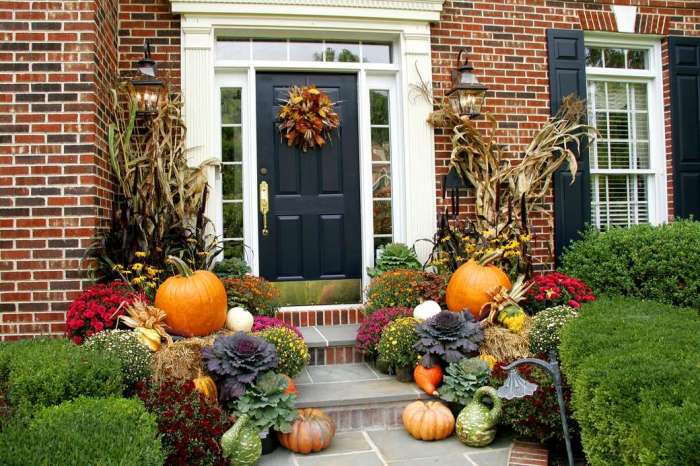 What month do you start decorating for fall